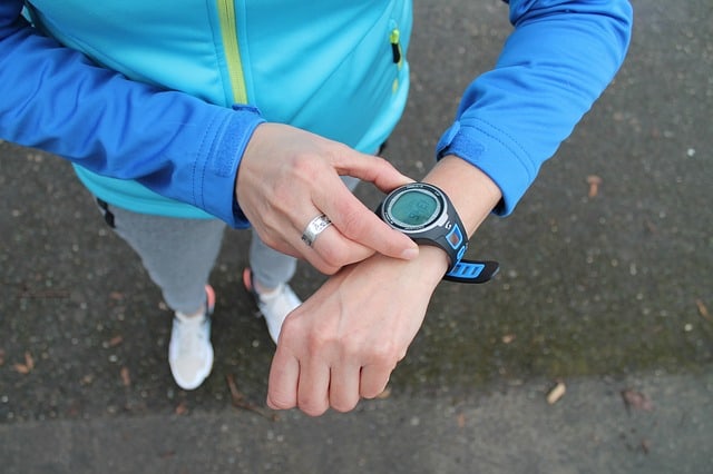 HELO LX Fitness Tracker Review
