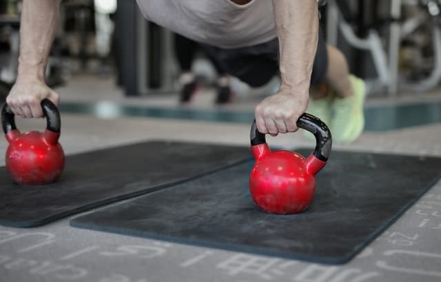 the best kettlebell abs workouts